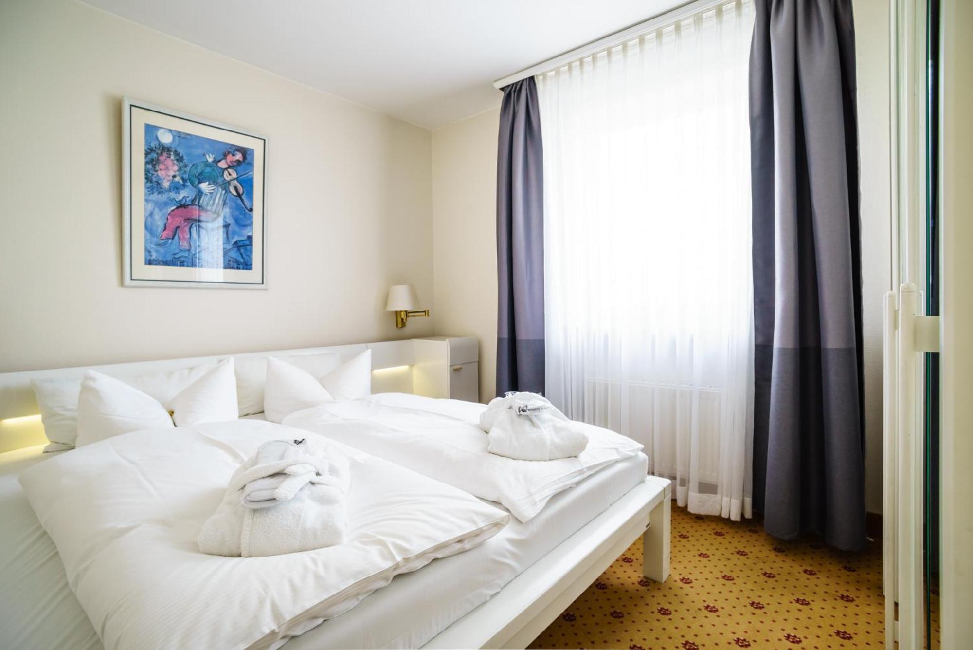 Hotel Holsteiner Hof - Timmendorfer Strand Zewnętrze zdjęcie