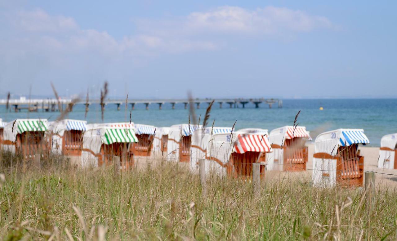 Hotel Holsteiner Hof - Timmendorfer Strand Zewnętrze zdjęcie