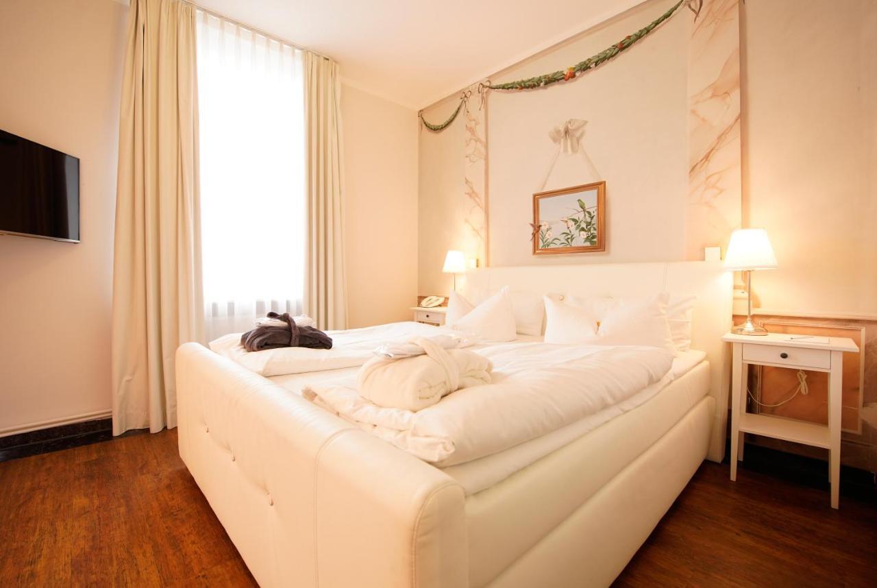 Hotel Holsteiner Hof - Timmendorfer Strand Zewnętrze zdjęcie